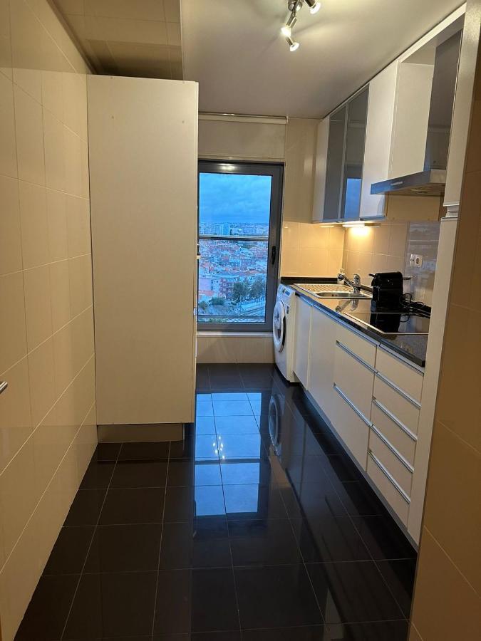 Amazing Apartment In Лиссабон Экстерьер фото
